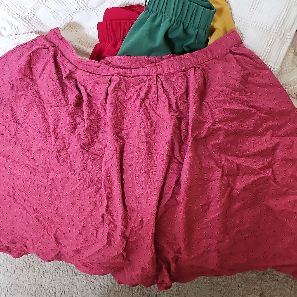 1x/2x Modcloth Colorful Skirt Set - Mauve, Red, Green, & Yellow - Picture 5 of 5